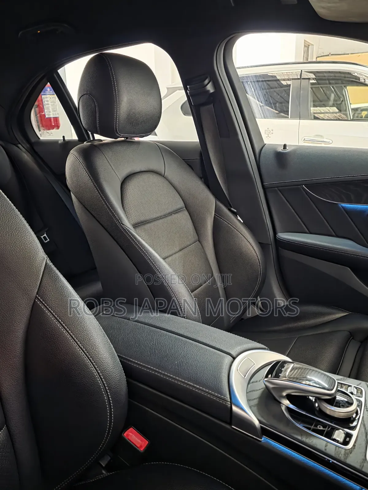 Mercedes-Benz C200 2018 Blue