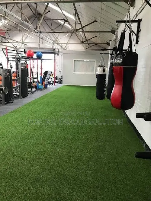 Modern Spaces, Natural Looks: Trendy Synthetic Turf