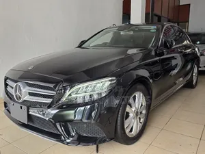 Mercedes-Benz C180 2019 Black
