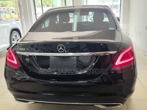 Mercedes-Benz C180 2019 Black