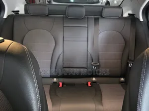 Mercedes-Benz C180 2019 Black