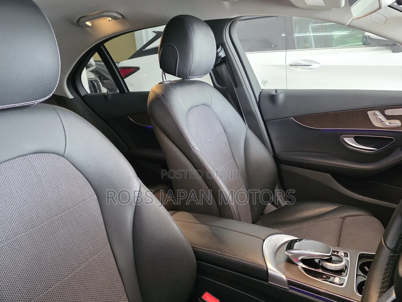 Mercedes-Benz C180 2019 Black