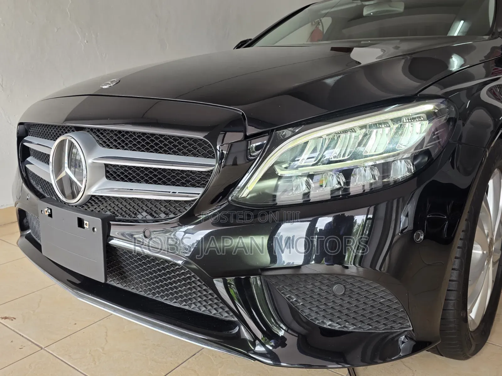 Mercedes-Benz C180 2019 Black