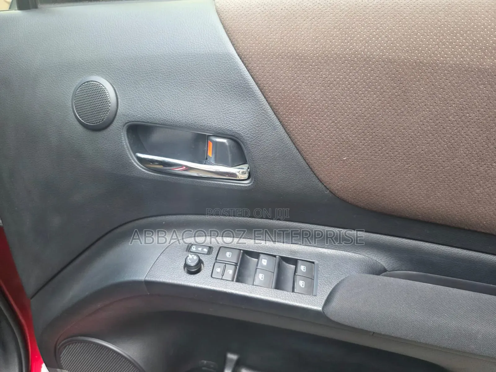 Toyota Sienta 2018 Maroon