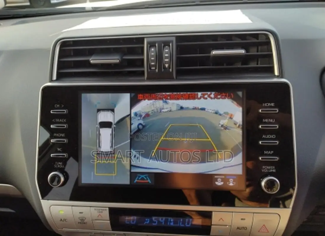 Toyota Land Cruiser Prado 2022 Off white