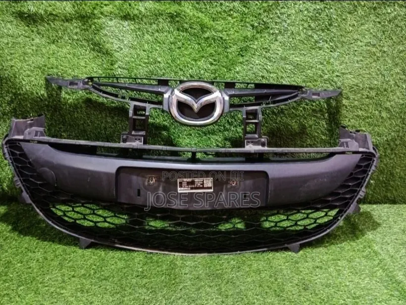Mazda Demio Grille