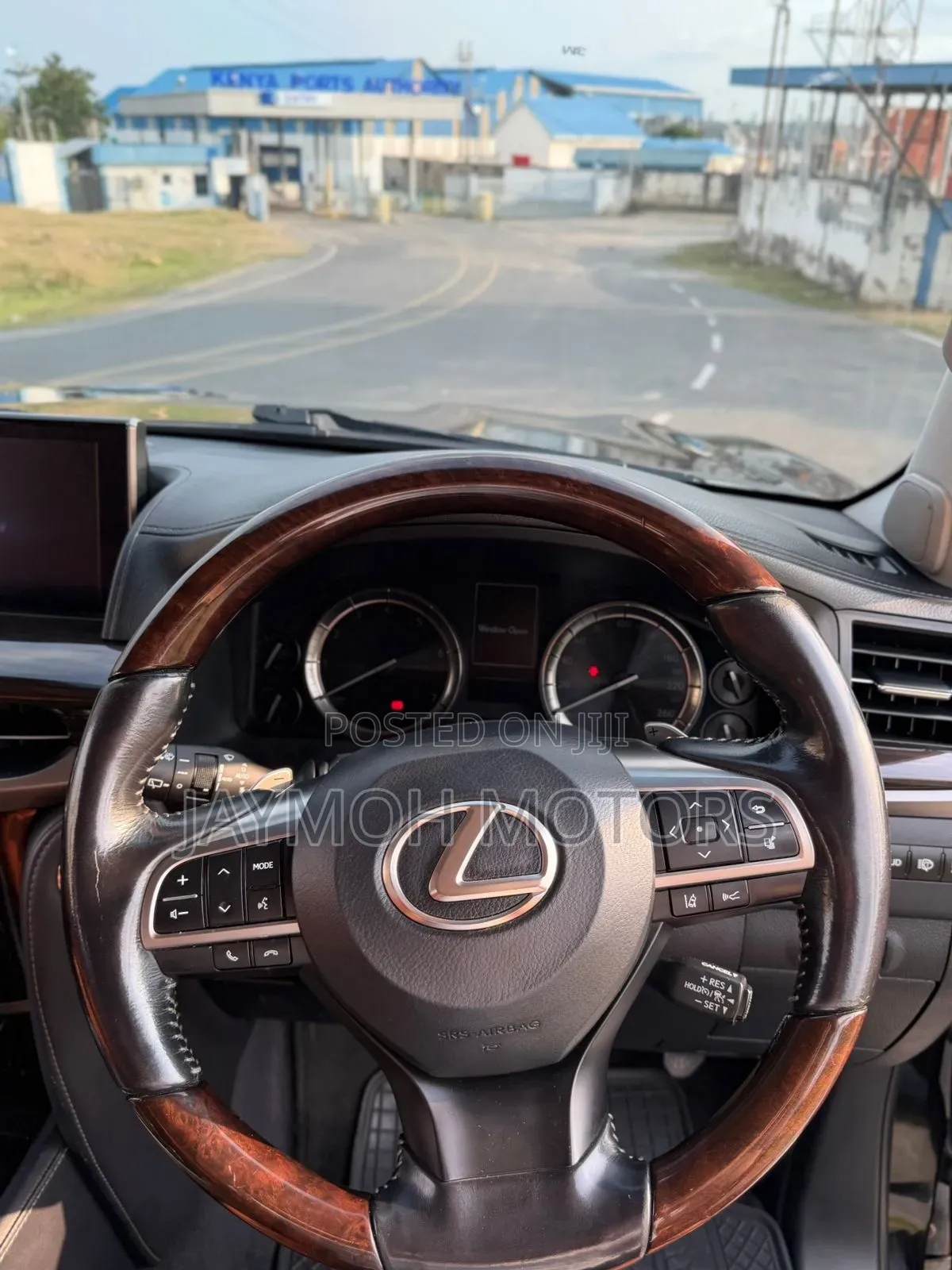 Lexus LX 2016 Black