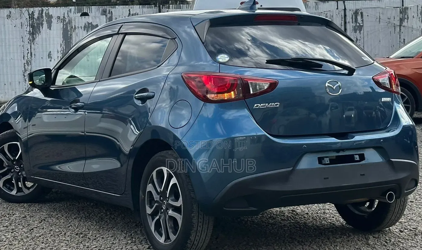 Mazda Demio 2019 Blue