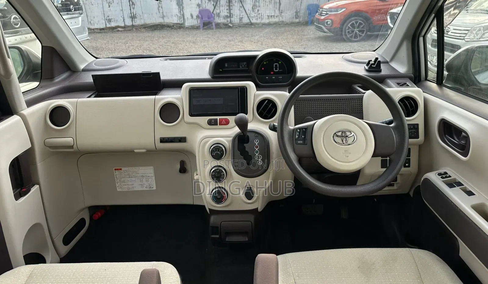 Toyota Porte 2019 Silver