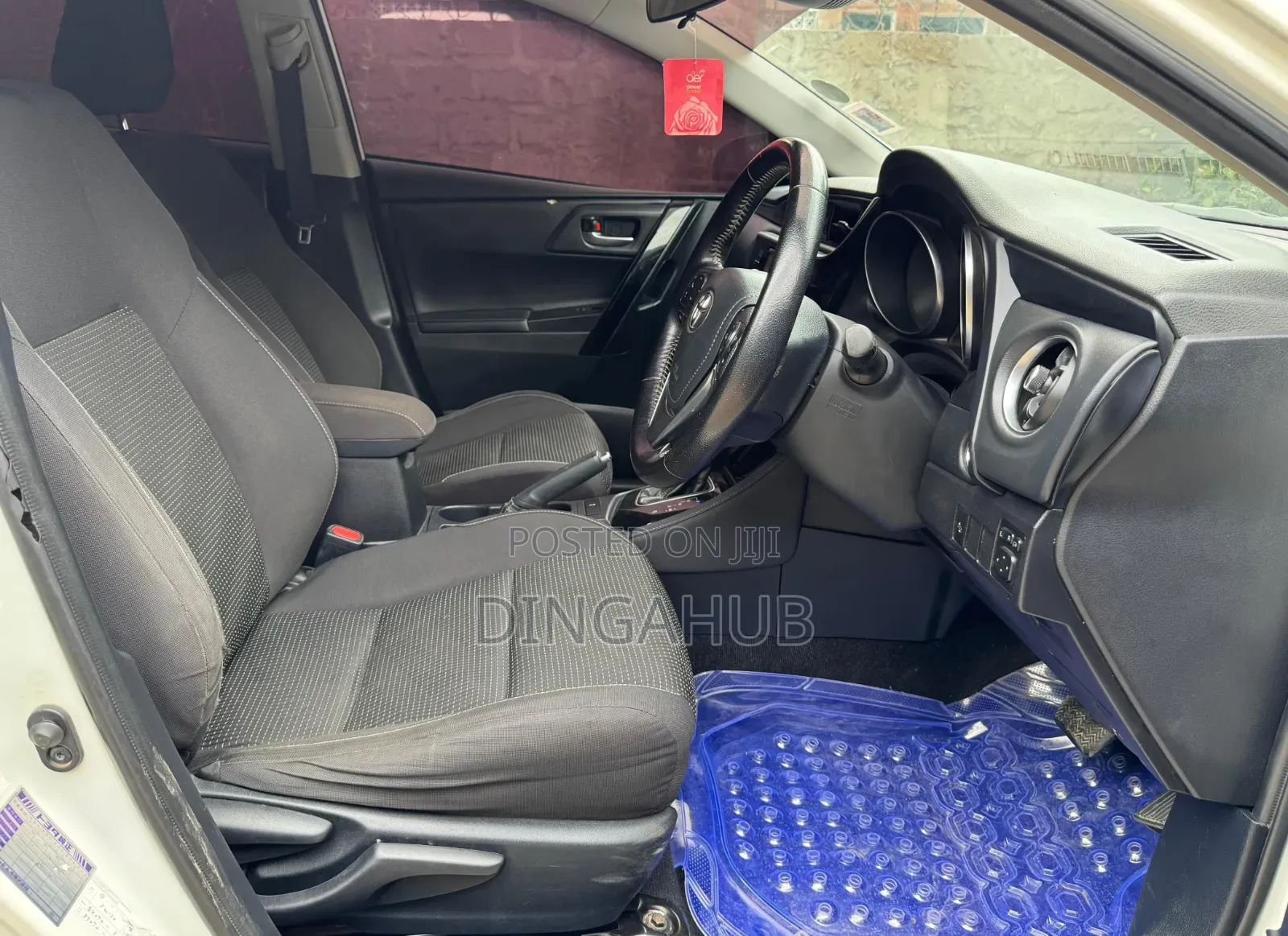 Toyota Auris 2016 White