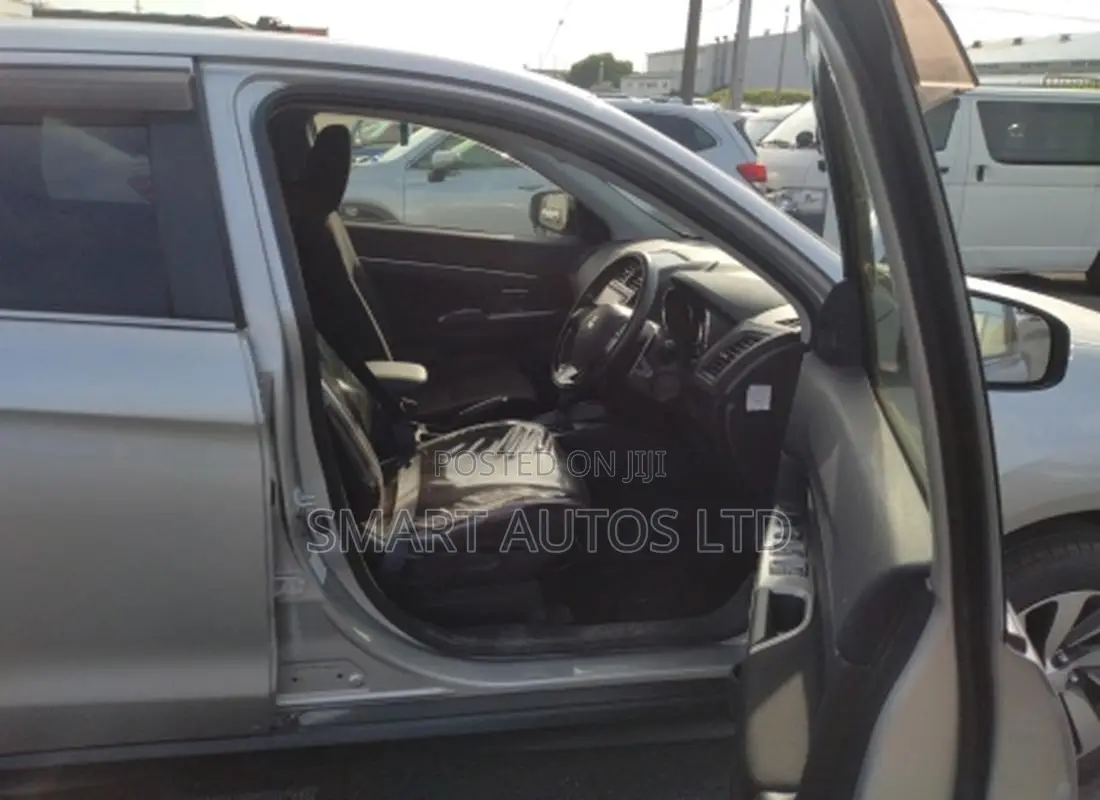 Mitsubishi RVR 2019
