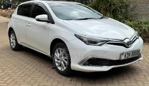 Toyota Auris 2016 White