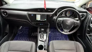 Toyota Auris 2016 White