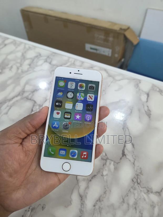 Apple iPhone 8 128 GB Gold - thumbnail 3