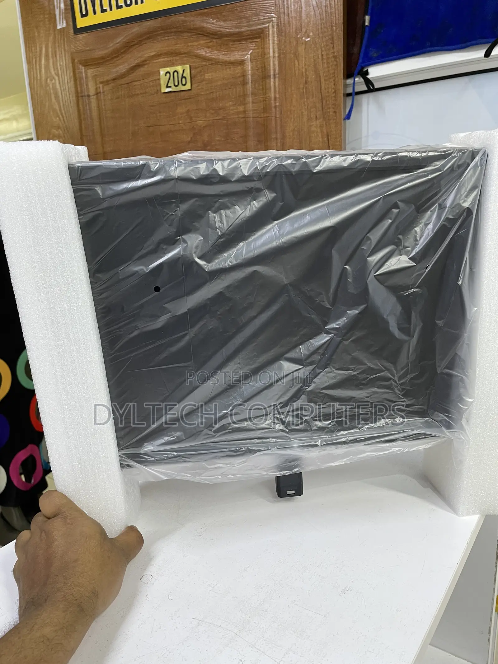 JsNova 19 Wide Led Monitor