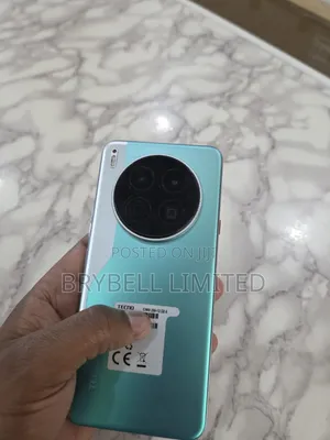 Tecno Camon 40 Premier 5G 256 GB Blue