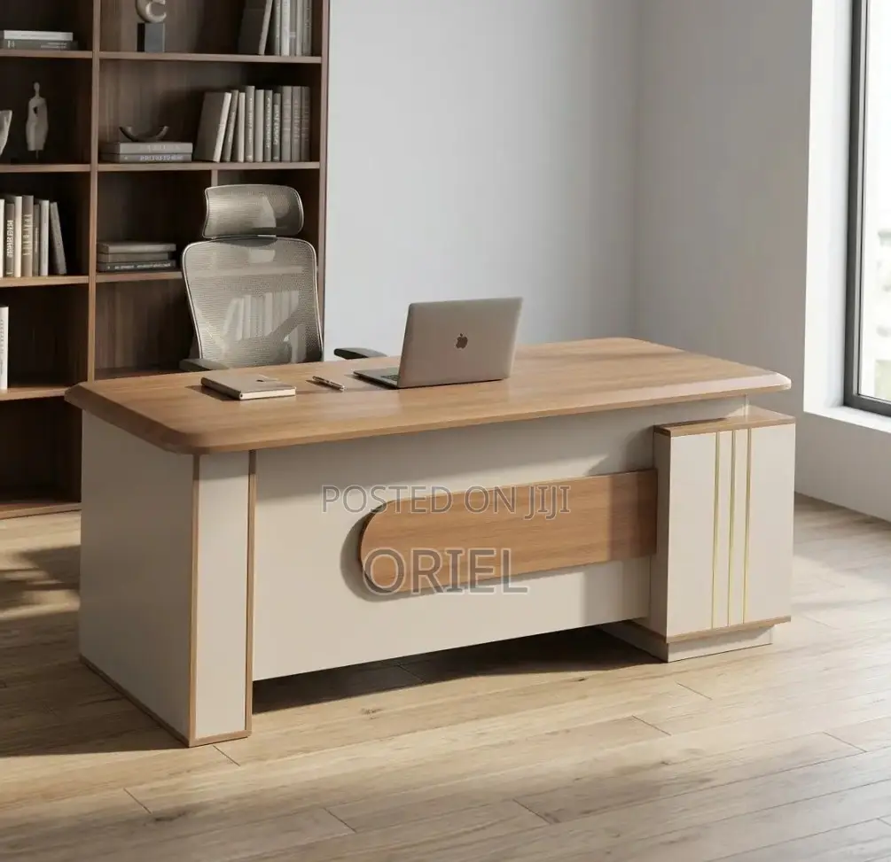 2M Executive Office C.E.O Desk : Executive Table