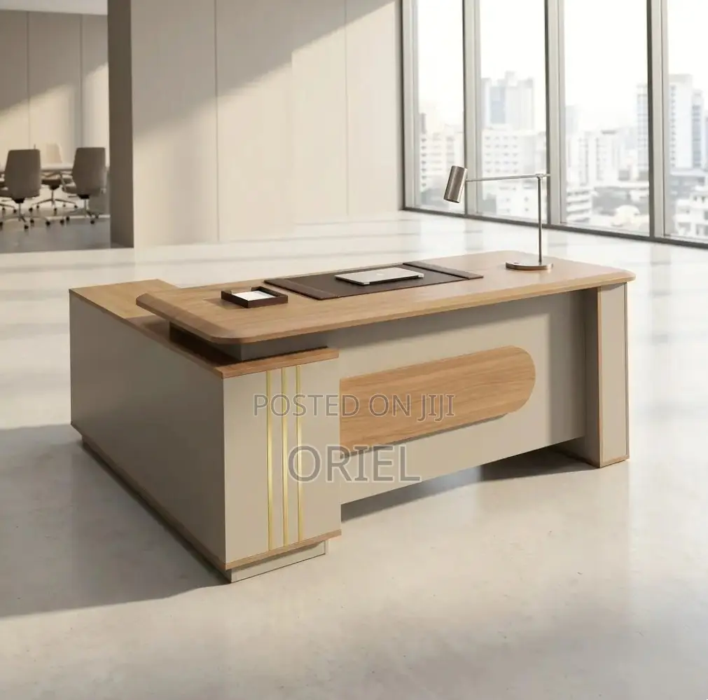 2M Executive Office C.E.O Desk : Executive Table