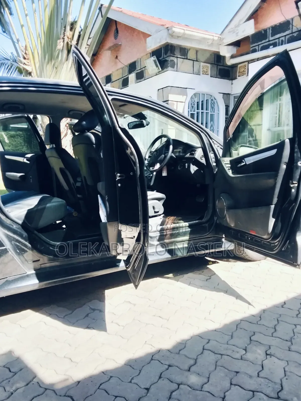 Mercedes Benz B180