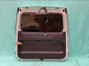 Toyota Voxy Tail Gate/Boot 2011