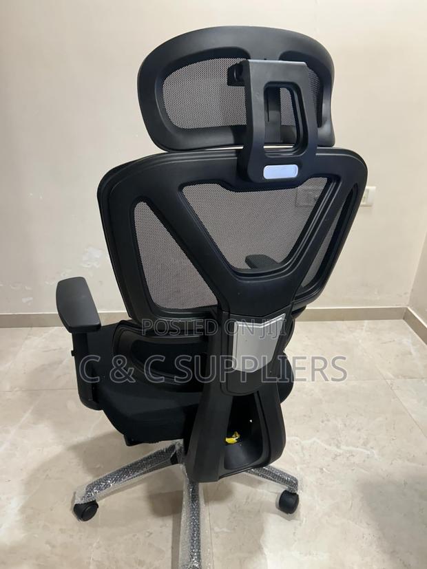 Orthopedic Executive Mesh Study Seat. - thumbnail 3