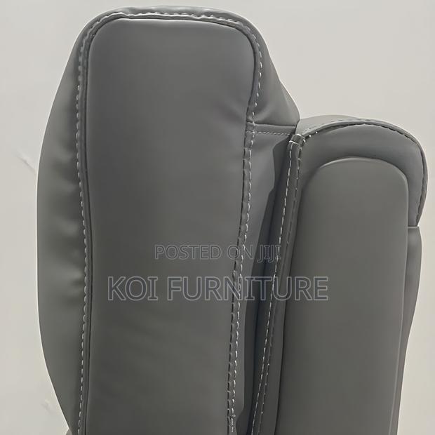 Office Chairs; Executive Leather High Backrest Elevate Boss Seat - thumbnail 10