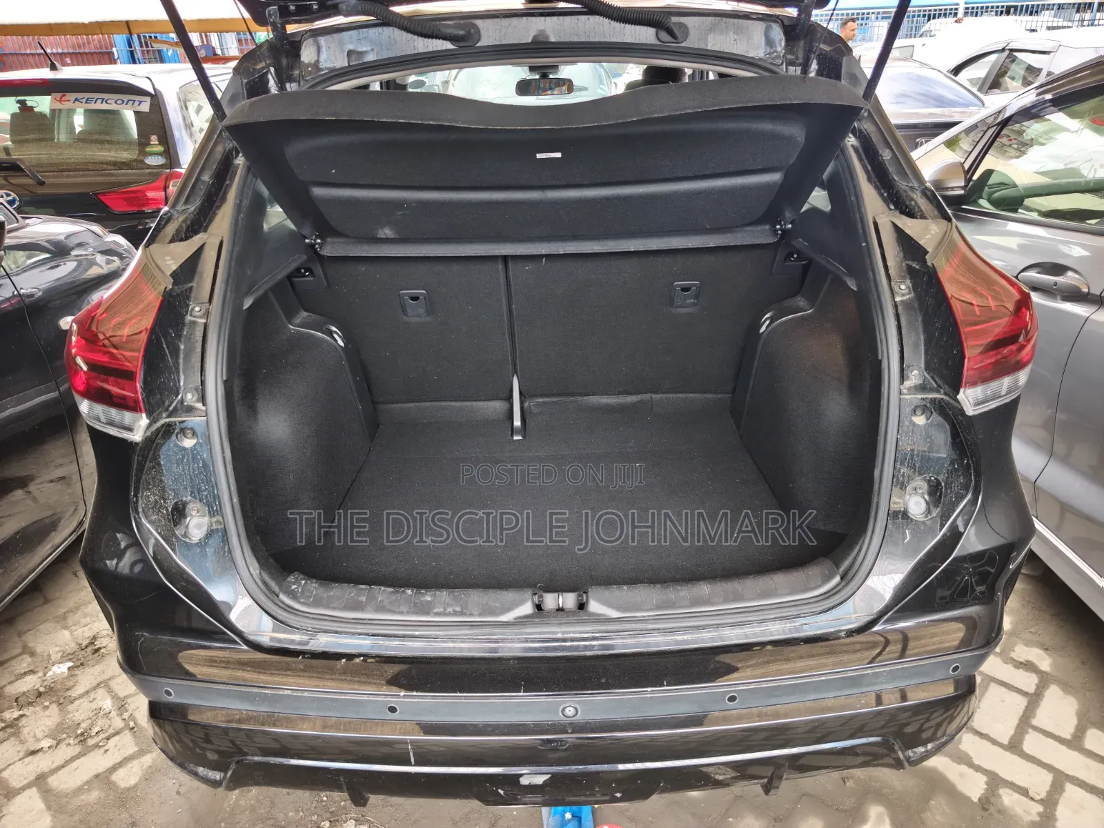 Nissan Kicks 2019 Black