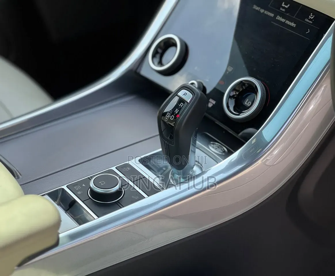 Land Rover Range Rover Sport HSE 2019 Blue