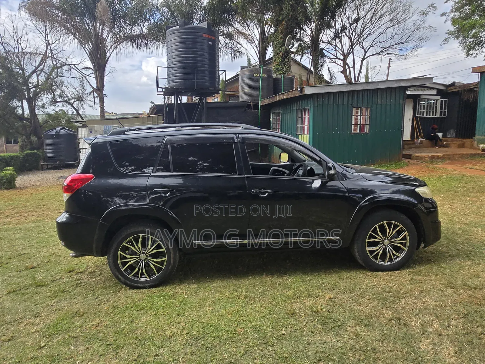 Toyota Vanguard 2013 Black