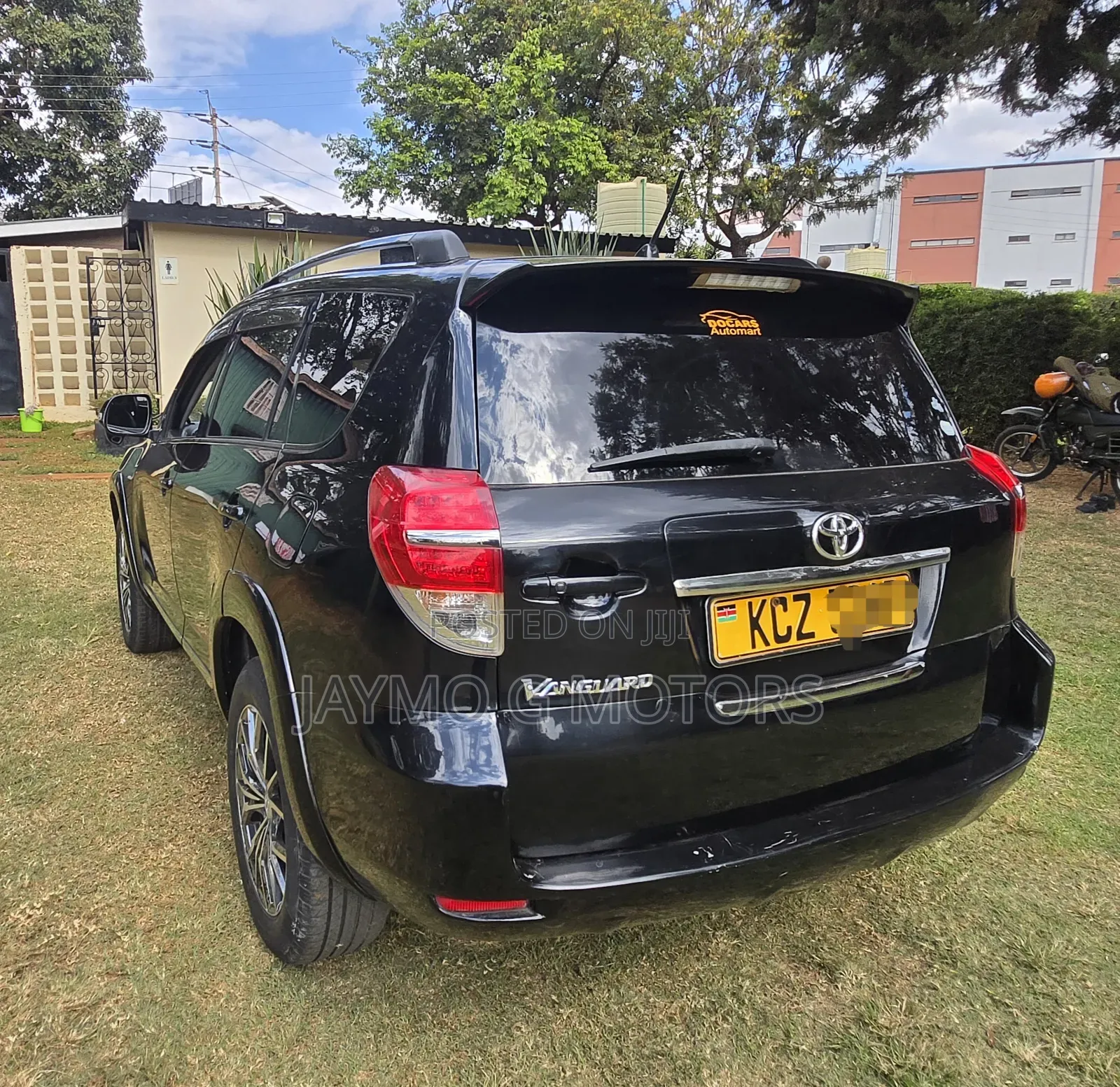 Toyota Vanguard 2013 Black