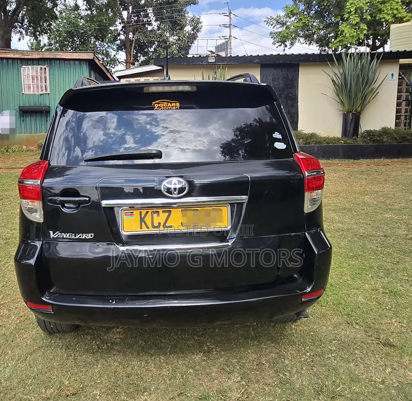Toyota Vanguard 2013 Black