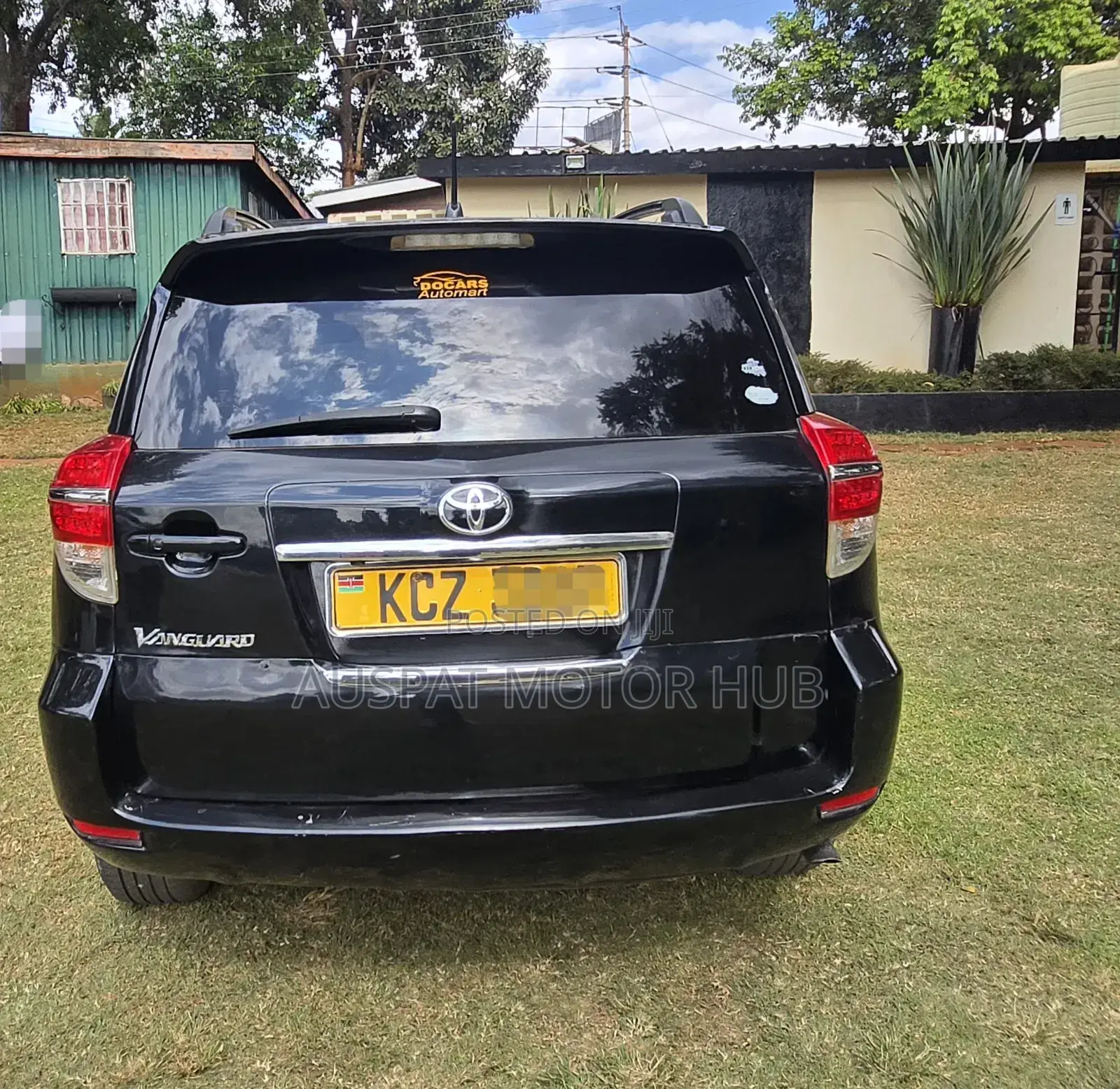 Toyota Vanguard 2013 Black