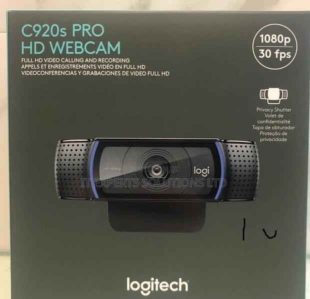 Logitech C920s Pro HD 1080p Webcam With Privacy Shutter