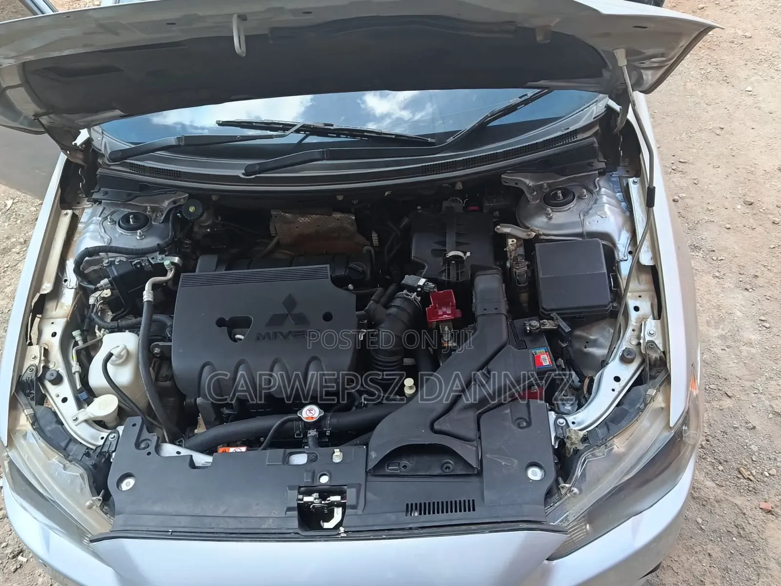 Mitsubishi Galant 2015 Silver