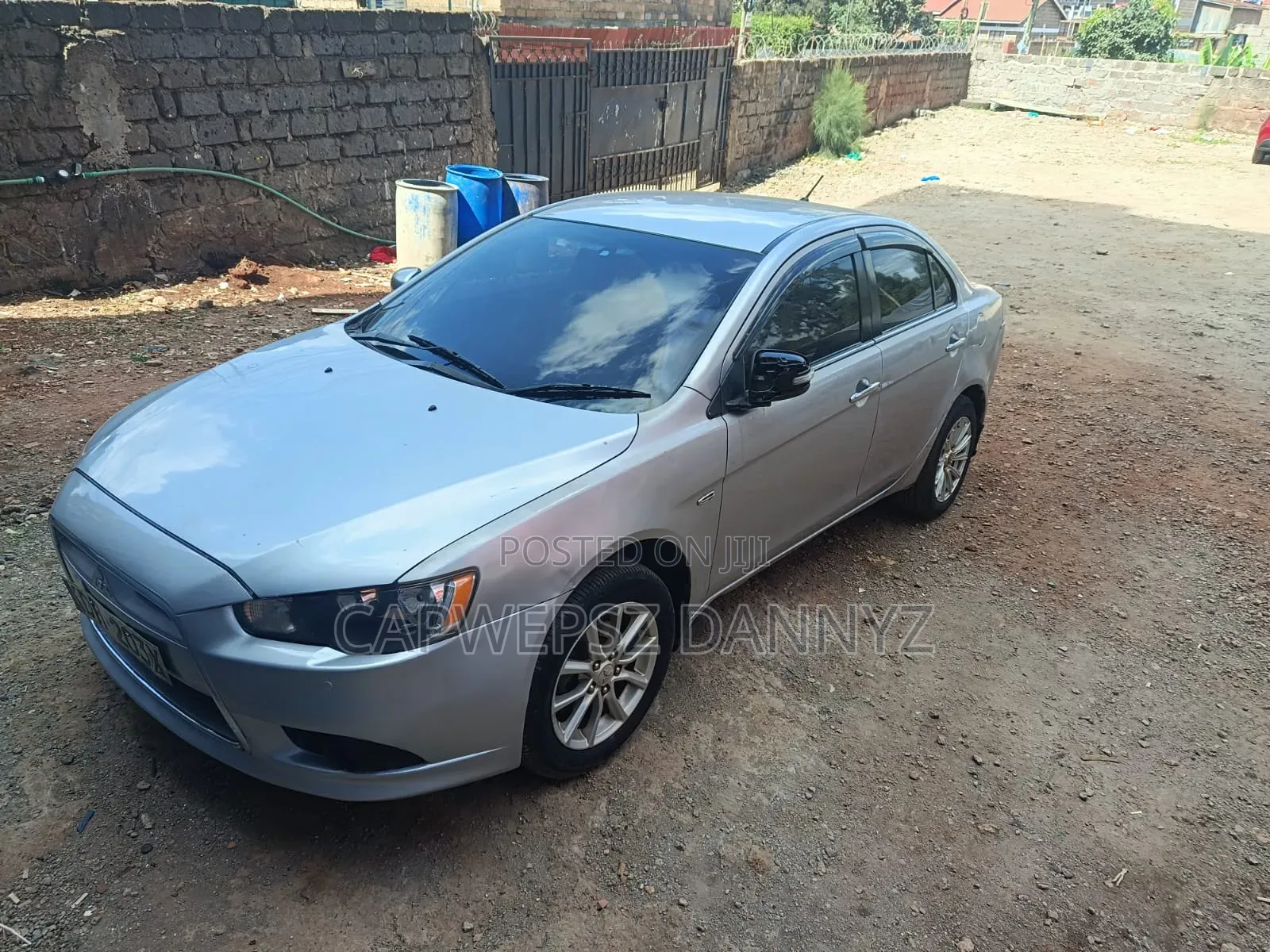 Mitsubishi Galant 2015 Silver