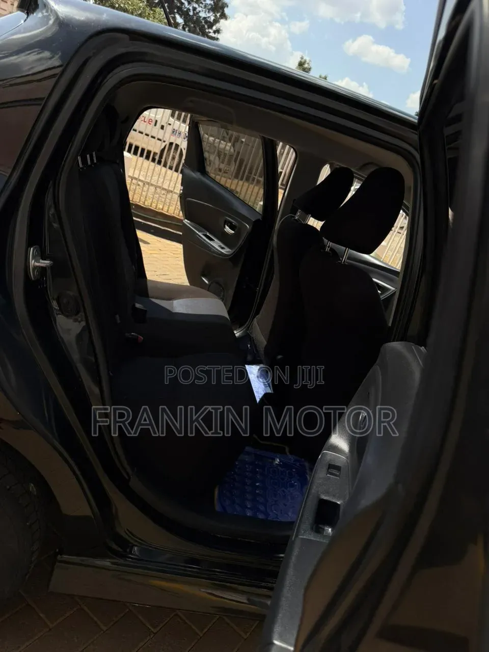 Toyota Vitz 2016 Black