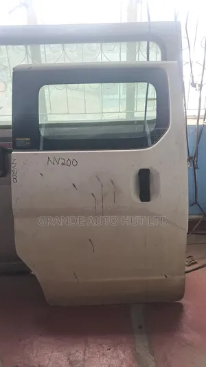 Nissan Vannet Nv200 Sliding Doors