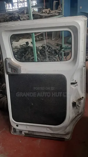 Nissan Vannet Nv200 Sliding Doors