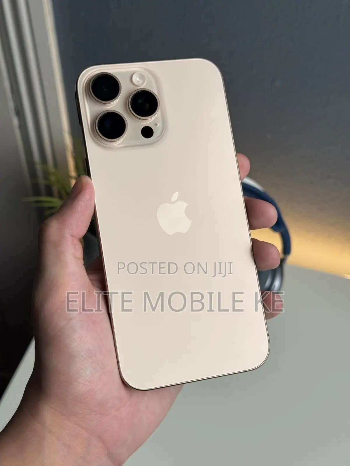 Apple iPhone 16 Pro 256 GB Gold
