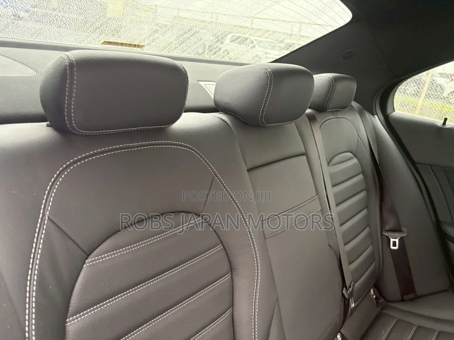 Mercedes-Benz C200 2019 Ivory