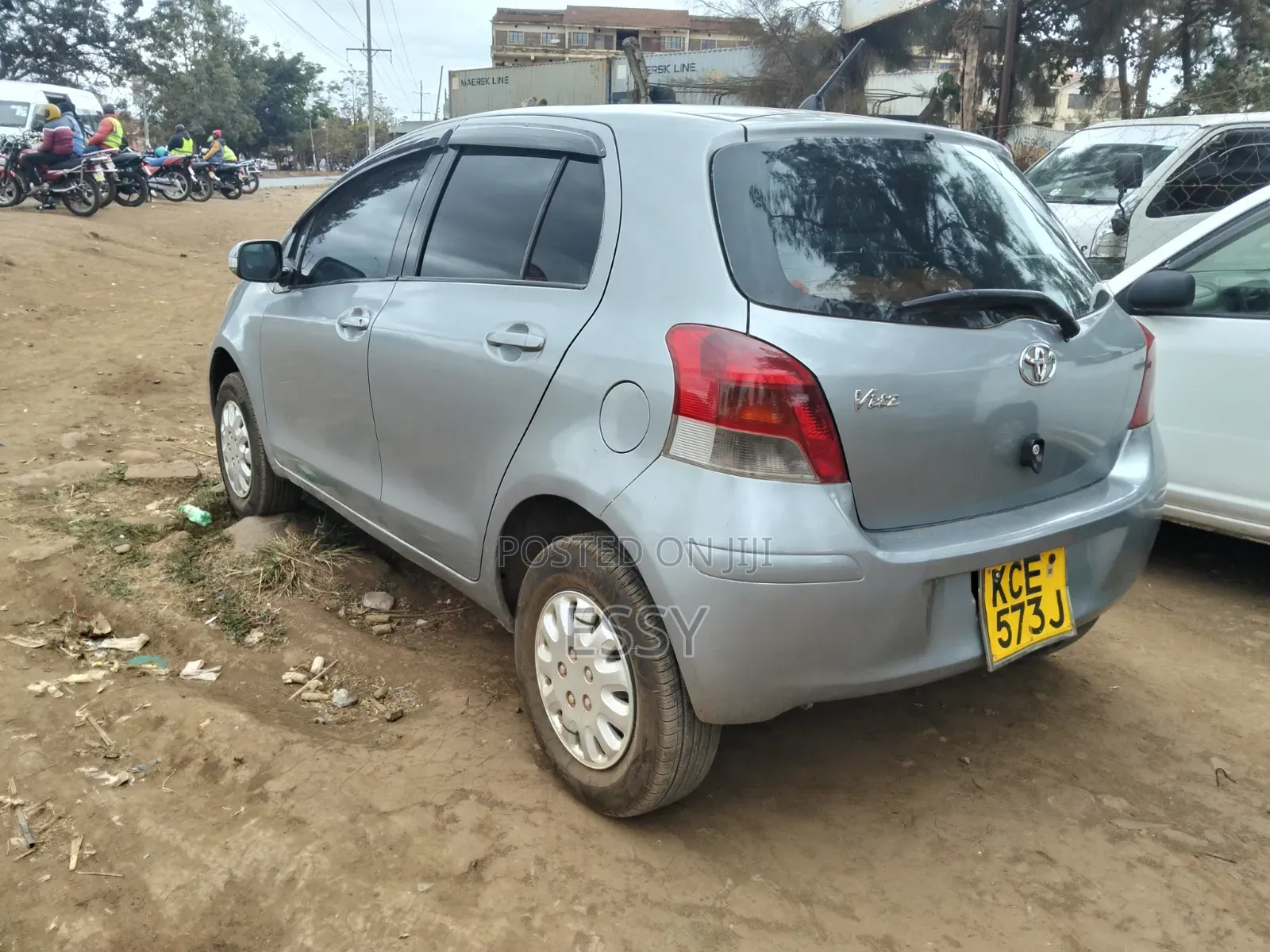 Toyota Vitz 2008 Silver