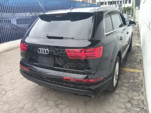 Audi Q7 2019 Black