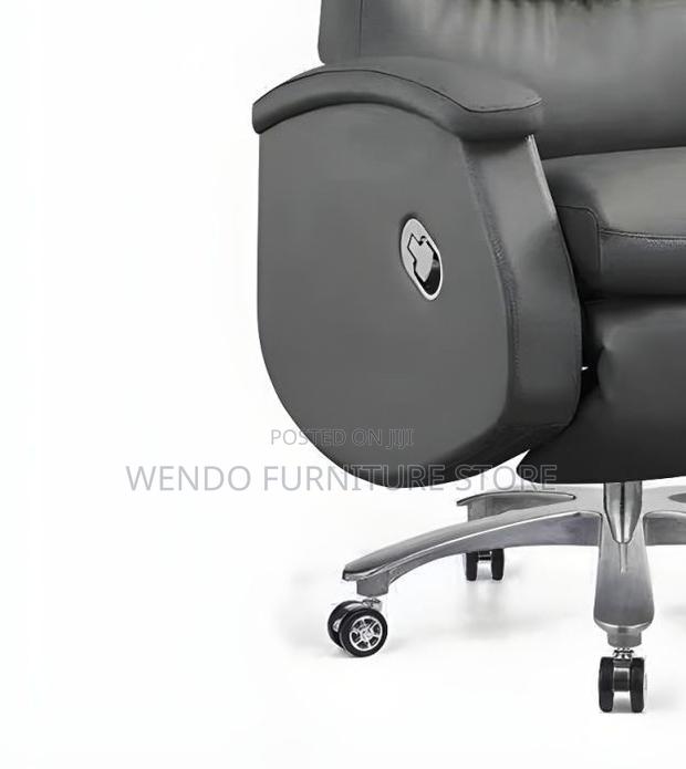 Office Chairs; Executive High Back Leather Office Command Seat - thumbnail 3