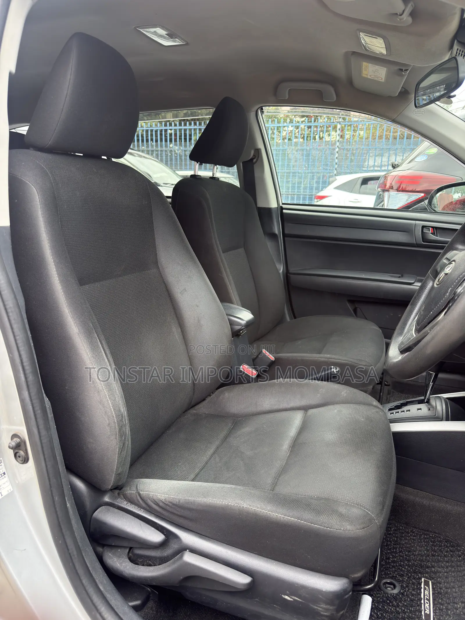 Toyota Corolla Fielder 1.5 Hybrid FWD 2019 Silver