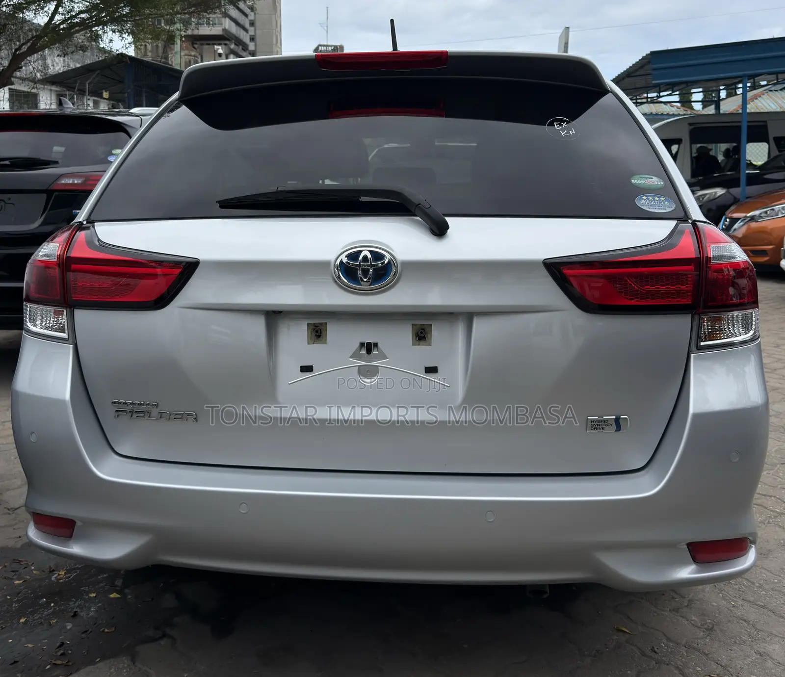Toyota Corolla Fielder 1.5 Hybrid FWD 2019 Silver