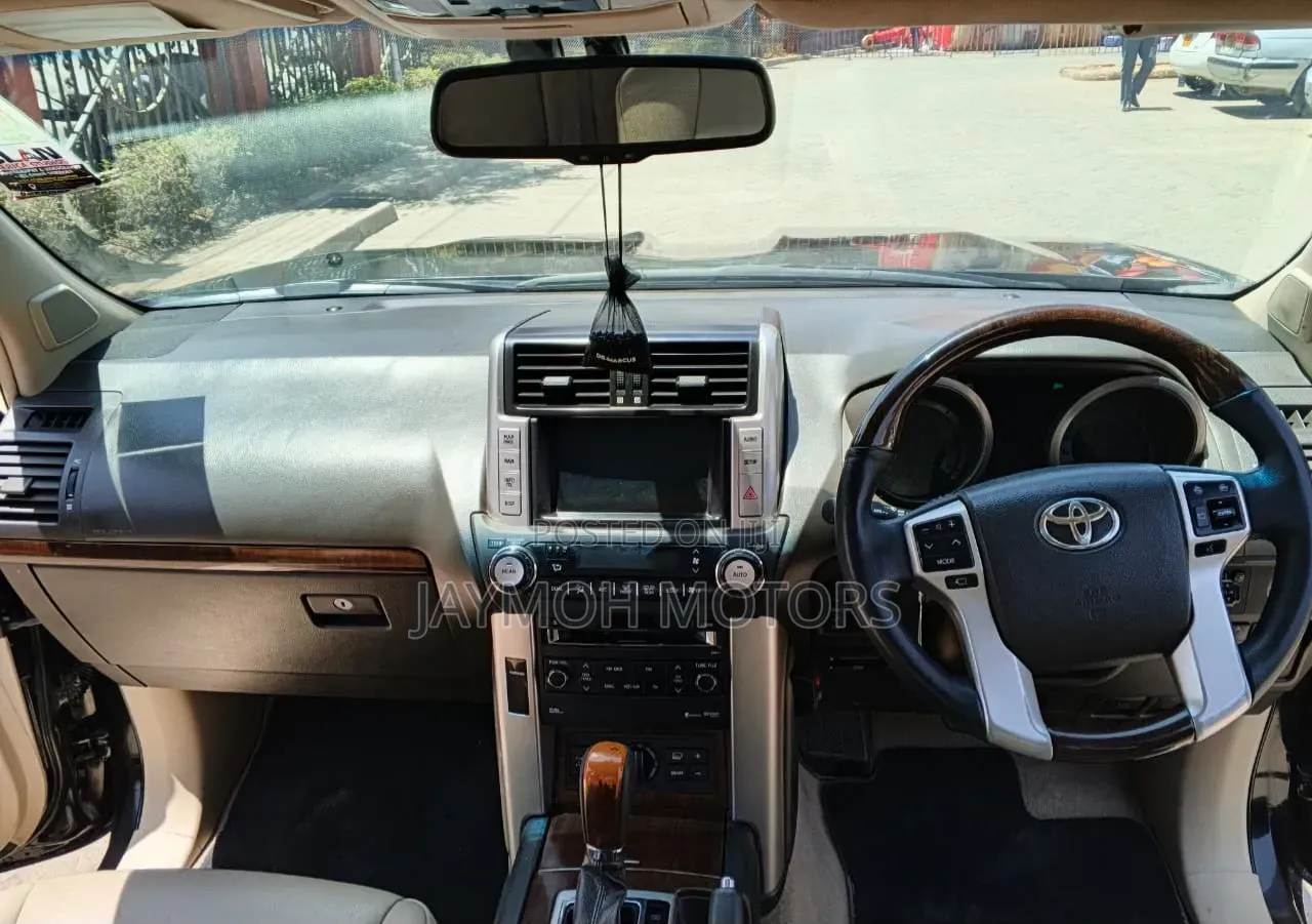 Toyota Land Cruiser Prado 2014 Black