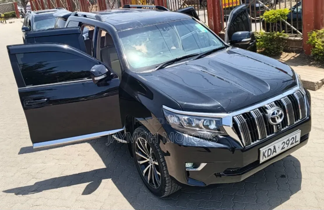 Toyota Land Cruiser Prado 2014 Black