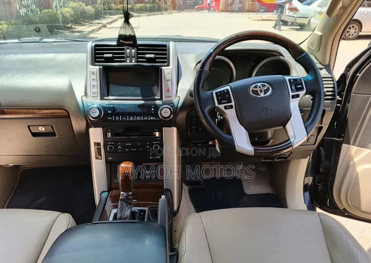 Toyota Land Cruiser Prado 2014 Black