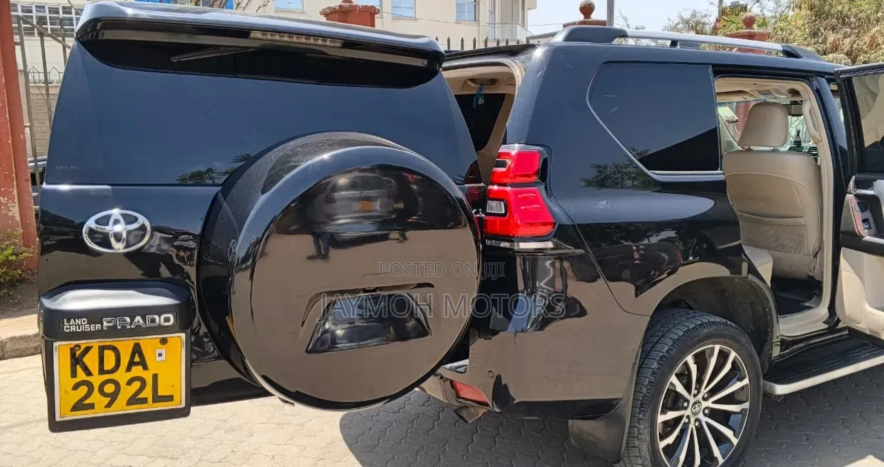 Toyota Land Cruiser Prado 2014 Black