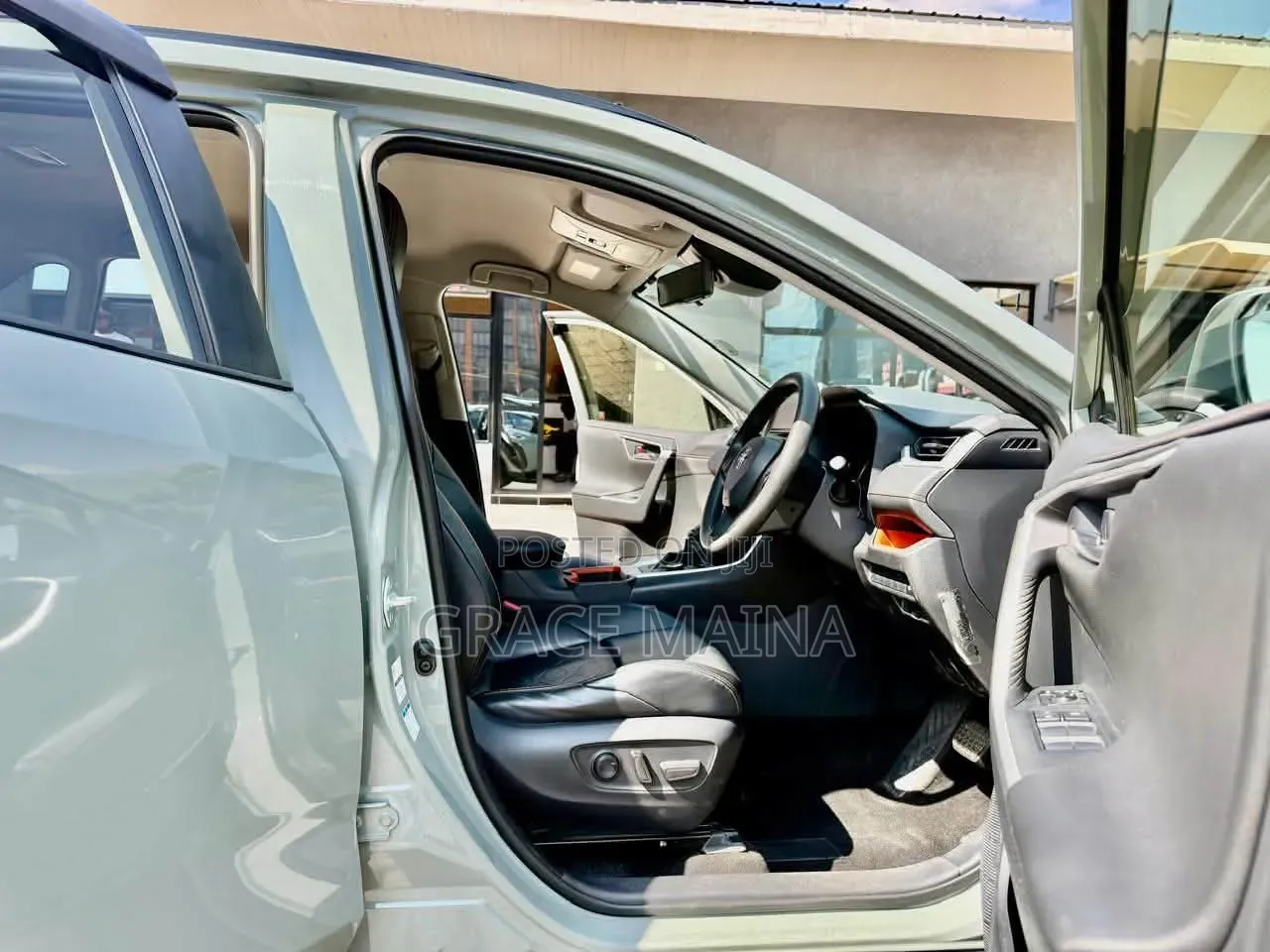Toyota RAV4 Adventure 2019 Green